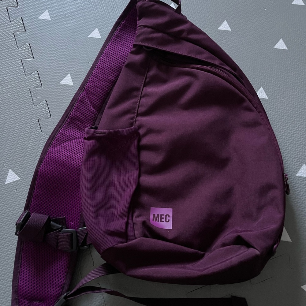 MEC Purple crossbody